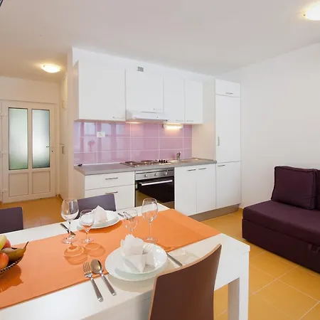 Apartments Lopari Nerezine Exterior photo